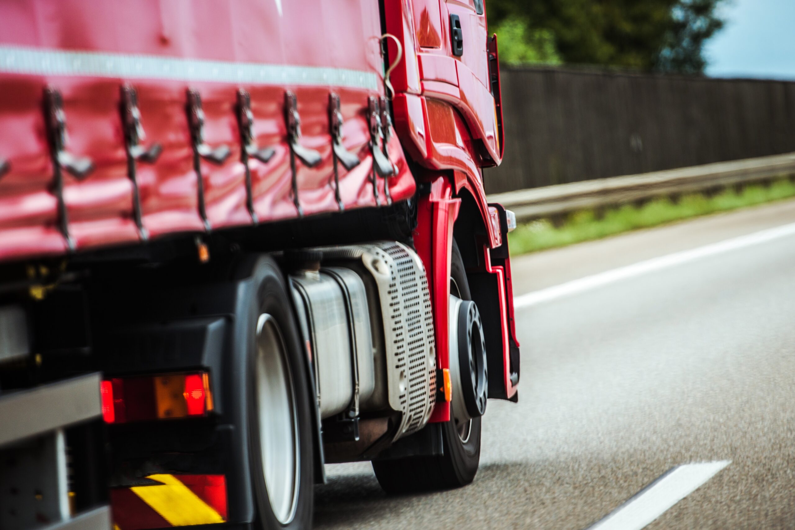 L'avantage du transport routier pour les entreprise en France - B2B Square